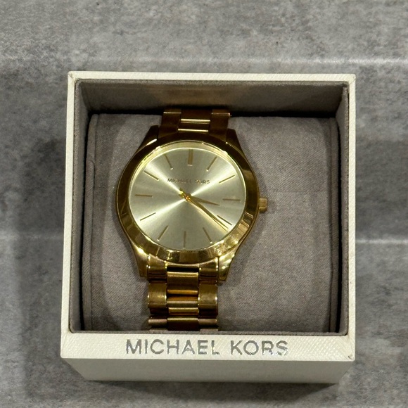 Women’s Michael Kors Watch - Picture 1 of 4